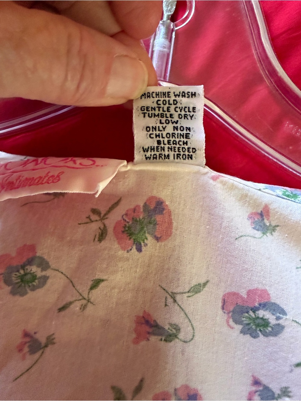 Vintage Floral Nightgown - White with Pink Rose Print 100% Cotton - Picture 5 of 6